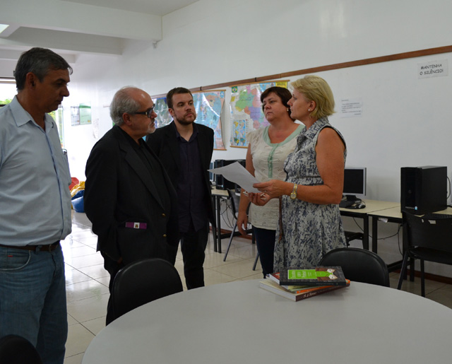 Biblioteca de Mato Leitão recebeu R$ 20 mil