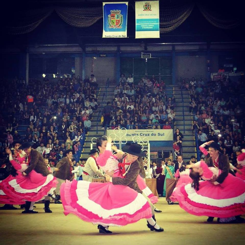 o ENART foi considerado pela Organização das Nações Unidas para a Educação, Ciência e Cultura (UNESCO), como o maior festival de arte amadora da América Latina.