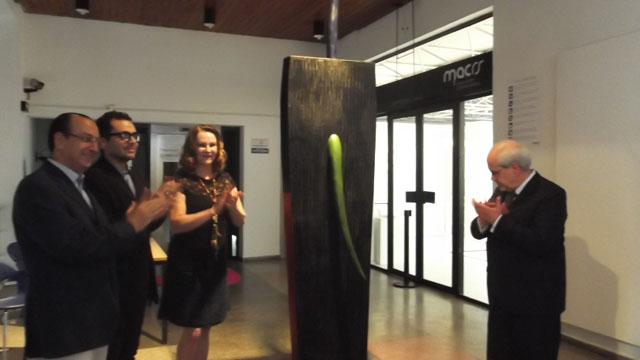 MACRS recebe a escultura de Gonzaga