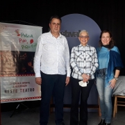 Secretária Beatriz Araujo com o prefeito, Pedro Luiz Rippe, e a diretora de Cultura, Joyce Aline Reis