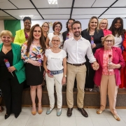 Governador Eduardo Leite com as mulheres da sua gestão