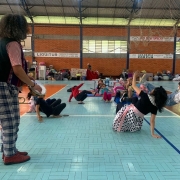 Em Estrela, as atividades foram realizadas no interior do ginásio municipal 