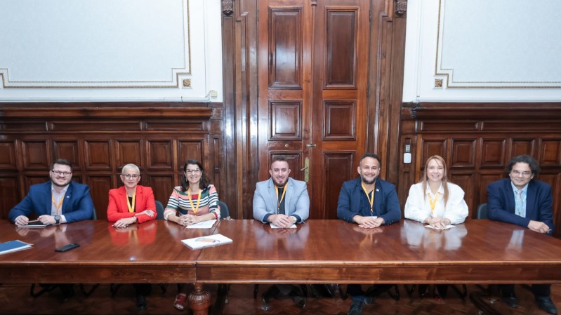 Mesa com secretários de Estado Cosud