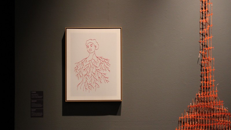 ”Nada arranca do caminho” (2022), de Mitti Mendonça, na exposição “Acervo em Movimento”