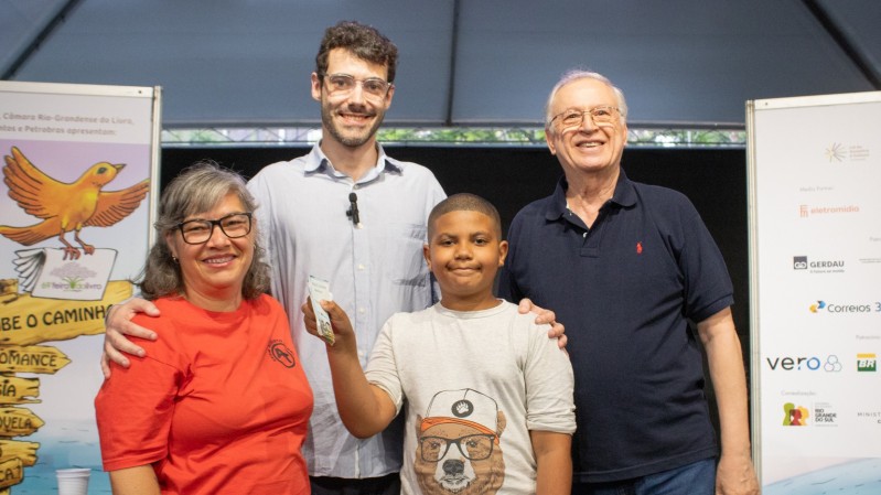 Entrega dos vales livro 1