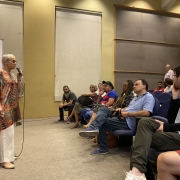 A secretária Beatriz Araujo anunciou a reformulação durante a 69ª Feira do Livro