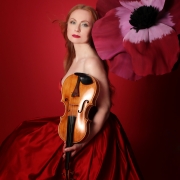 Anna Serova   crédito Annalisa Flori red 
