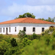 O local conta com uma réplica da casa em que o general Bento Gonçalves viveu parte de sua vida