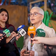 Beatriz Araujo fala sobre desfile temárico farroupilha