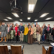 Titulares e suplentes do colegiado setorial do folclore e tradicionalismo em pose para foto oficial. 
