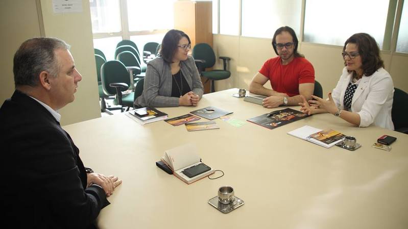 20140514193412reuniaoisme.jpg