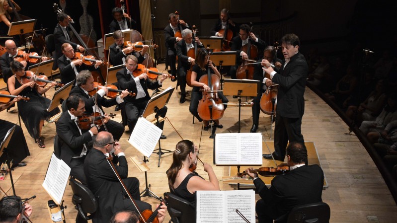 Quartetos de cordas escritos pelos dois compositores serão interpretados por músicos da orquestra e convidados