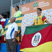 Matheus Seidel conquistou a medalha de bronze na natação, modalidade 100m peito
