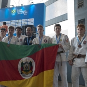 Judô de equipe levou a medalha de prata no domingo (19)