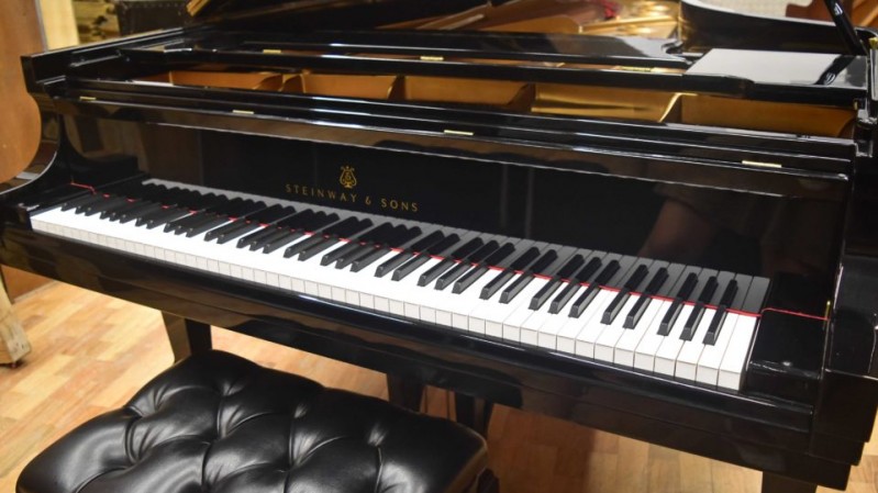 O piano Steinway, da Alemanha, foi comprado pela Fundação Ospa em 1997
