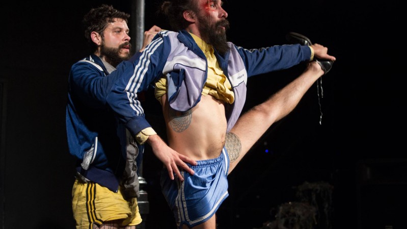 Os bailarinos possuem experiência de mais de 20 anos de dança e vida artística