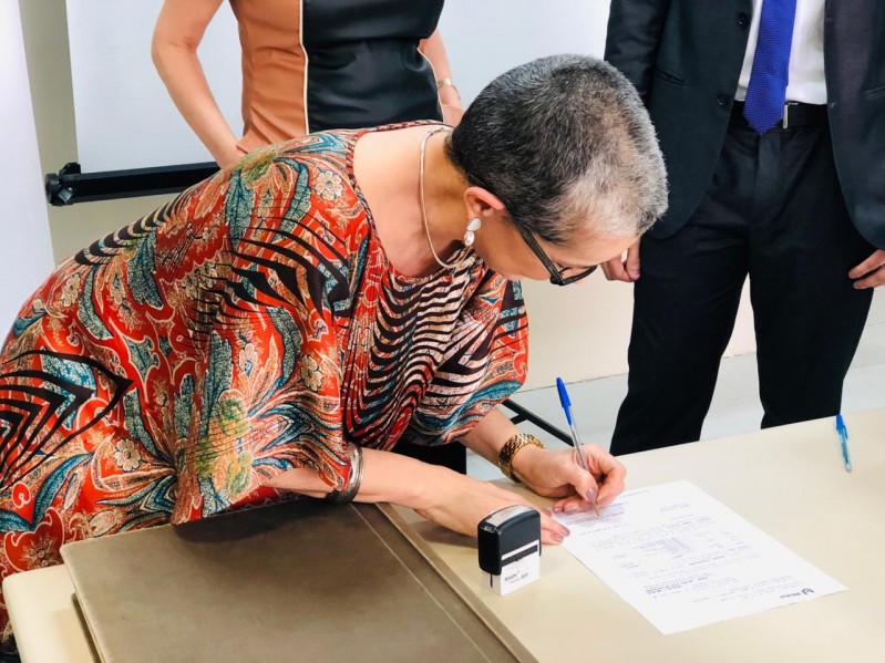 Secretária Beatriz Araujo assina projeto do Museu Julio de Castilhos