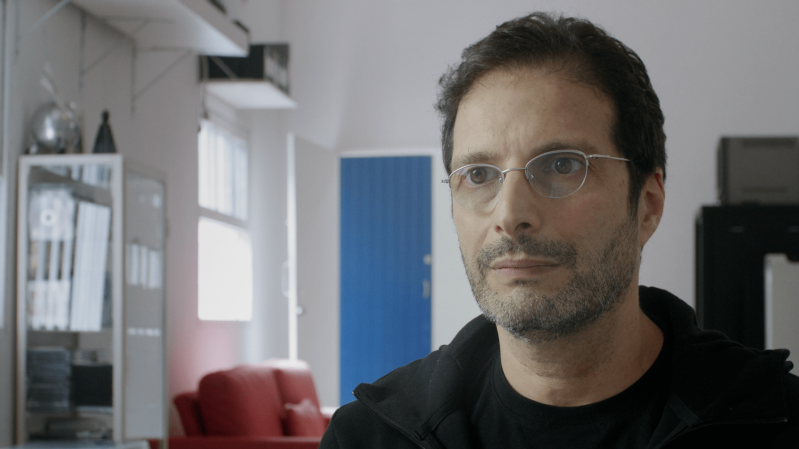 Documentarista Carlos Nader conduz os quatro episódios da série