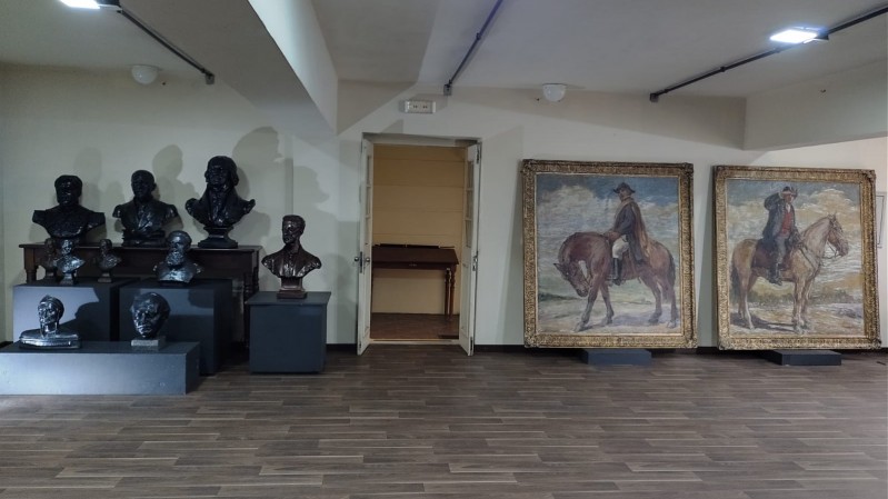Peças estão na sala de entrada do MJC