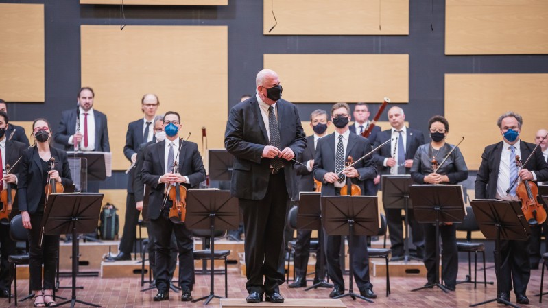 Manfredo Schmiedt regeu OSPA em 11 de setembro de 2021 crédito da foto Pedro Heinrich ,%20divulga%C3%A7%C3%A3o%20OSPA