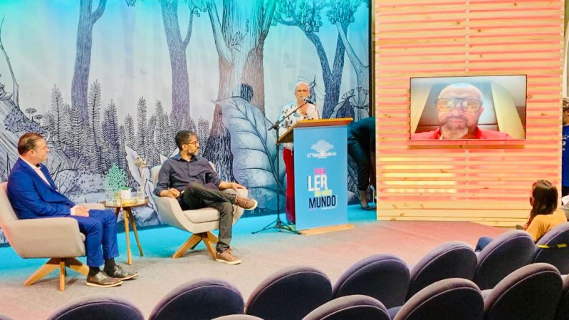 Secretária Bia Araujo Feira do Livro